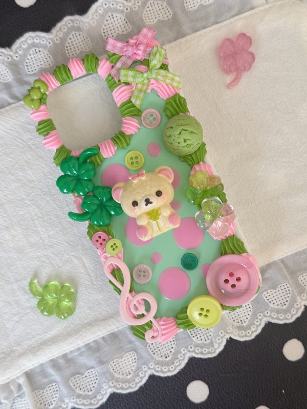 Clover Green Bear Phone Case