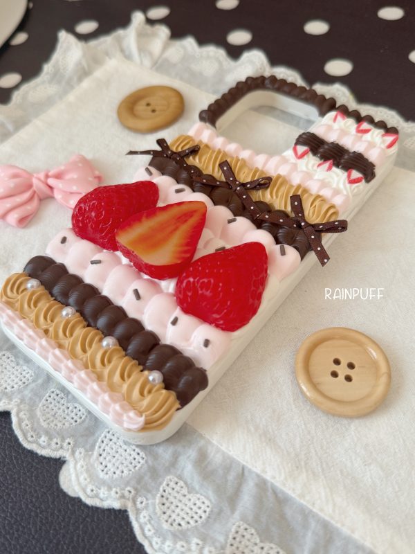 7a539379ca1789d4ac43e2891dca7808 Strawberry Chocolate Cake Decoden Phone Case